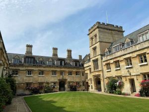 006-PEMBROKE-COLLEGE